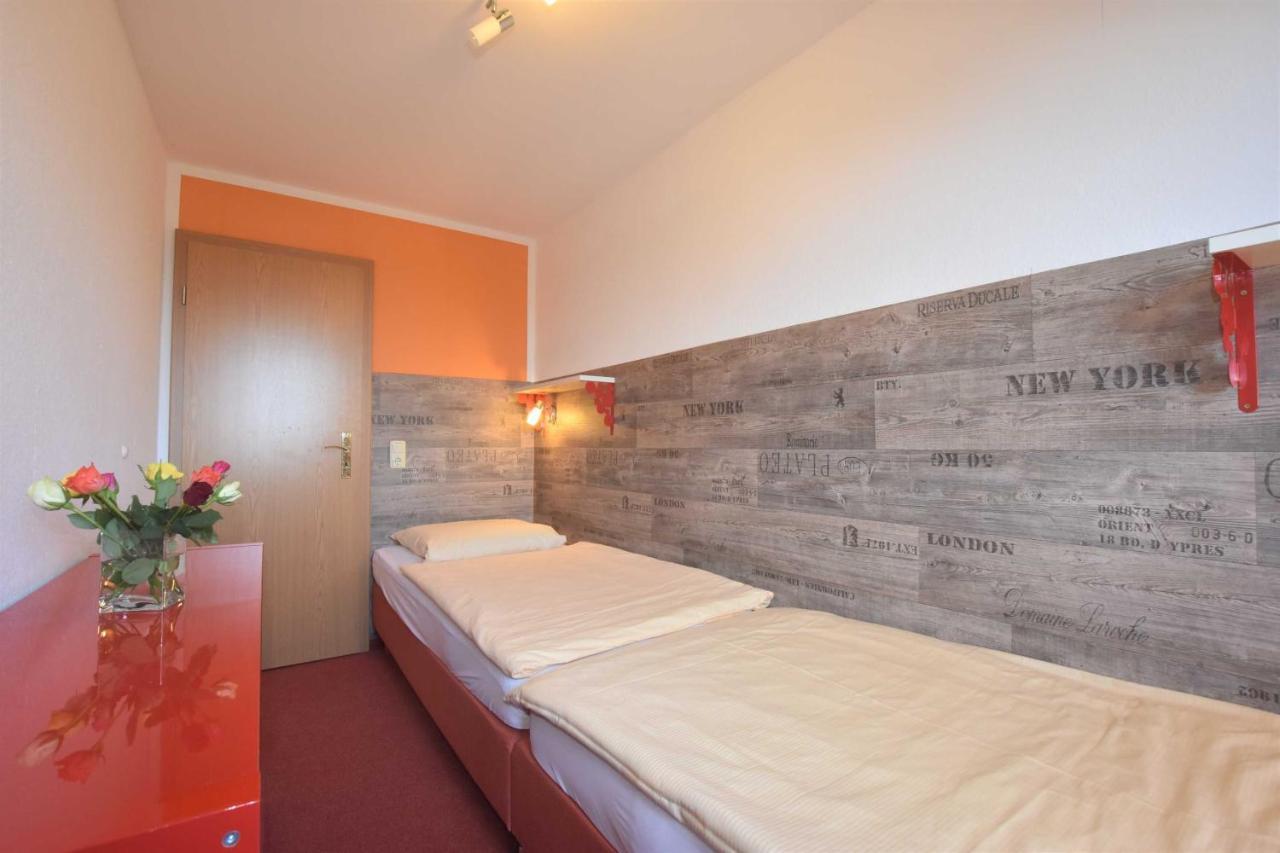 Ferienwohnungen Kleckerburg Mit Me Kagsdorf Bagian luar foto