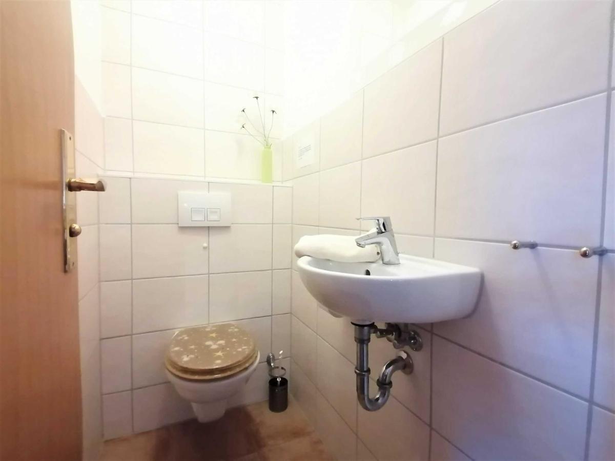 Ferienwohnungen Kleckerburg Mit Me Kagsdorf Bagian luar foto